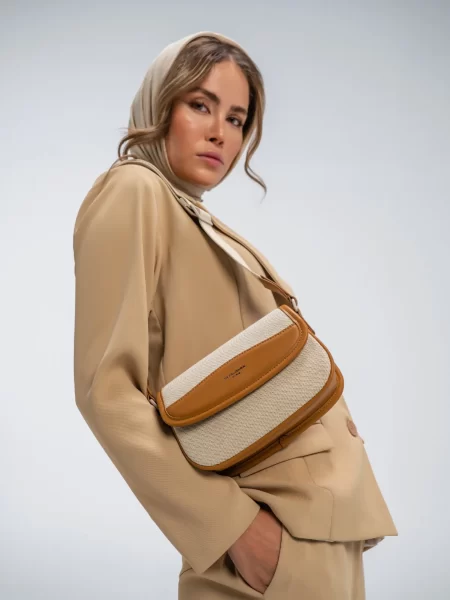 کیف دوشی زنانه دیوید جونز مدل CM7461