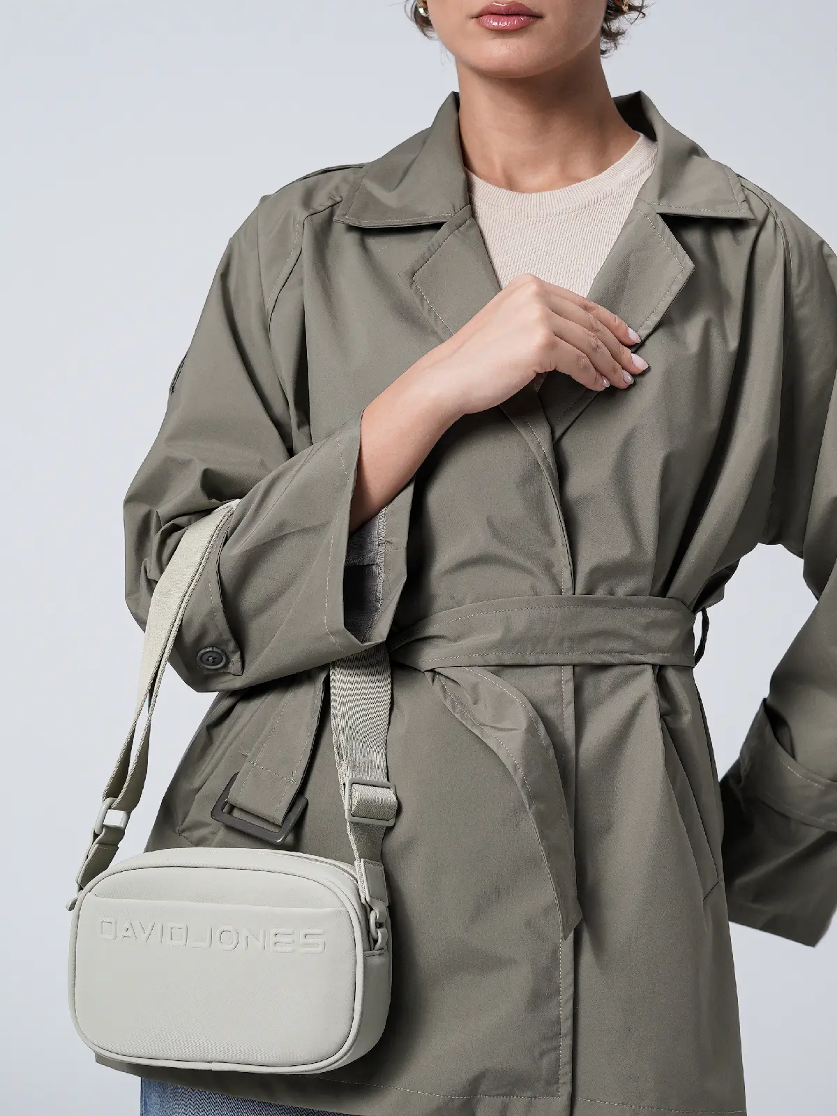 کیف دوشی زنانه دیوید جونز مدل CM7358 (3) کیف دوشی زنانه دیوید جونز مدل CM7358