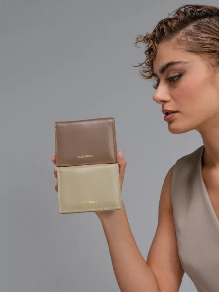 کیف پول زنانه رز مری مدل T746-24